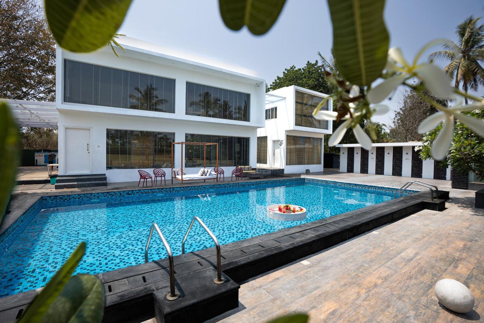 Magnolia - Luxury 3Br Private Pool Villa By Jade Бангалор Экстерьер фото